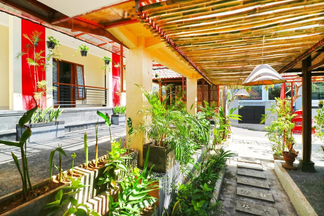 Taste Of Bali Hostel Кута Экстерьер фото