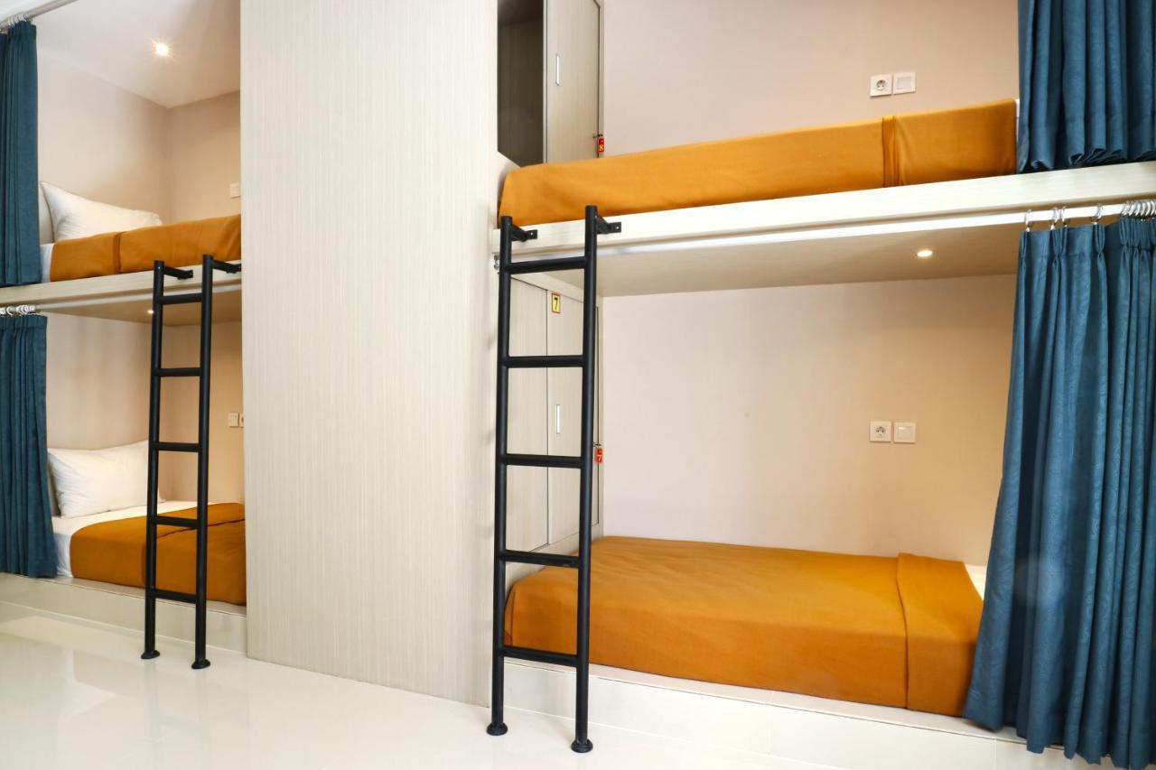 Taste Of Bali Hostel Кута Экстерьер фото