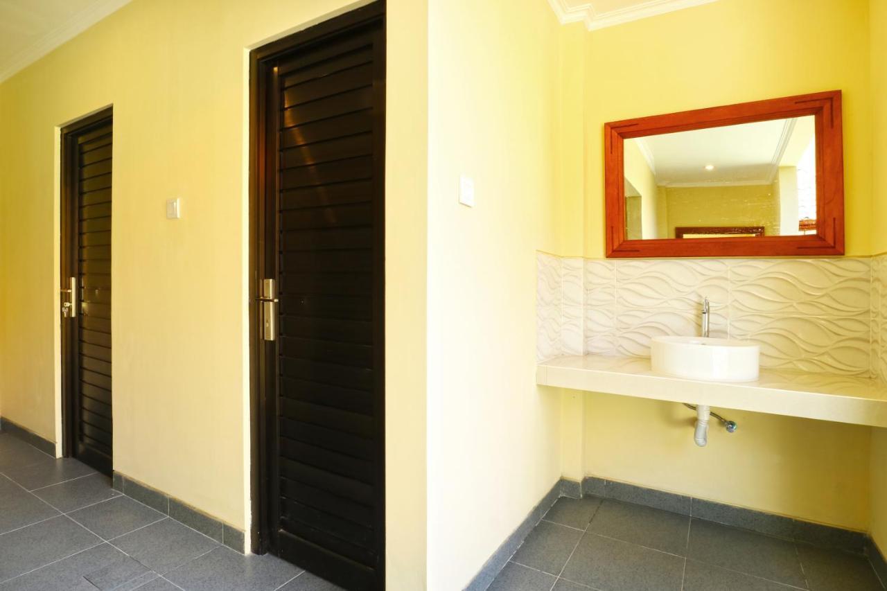 Taste Of Bali Hostel Кута Экстерьер фото